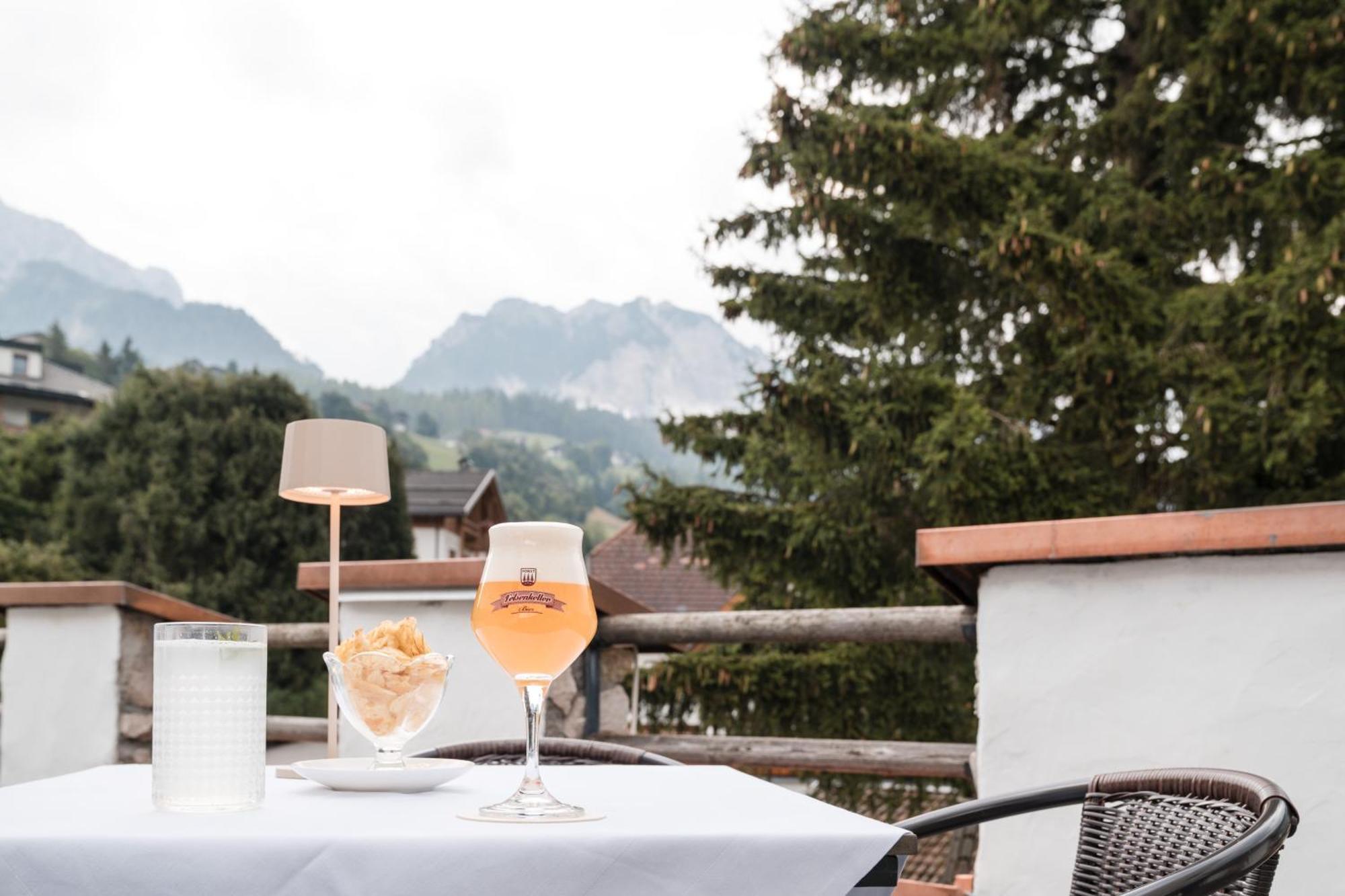 Al Plan, A Mountain Moving Hotel San Vigilio Di Marebbe Luaran gambar